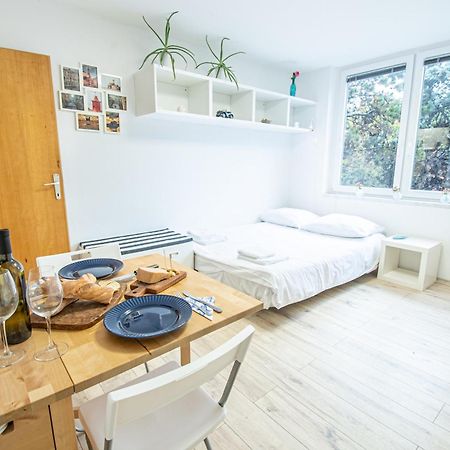 Umag Center Apartment Parking By Rentistra Dış mekan fotoğraf